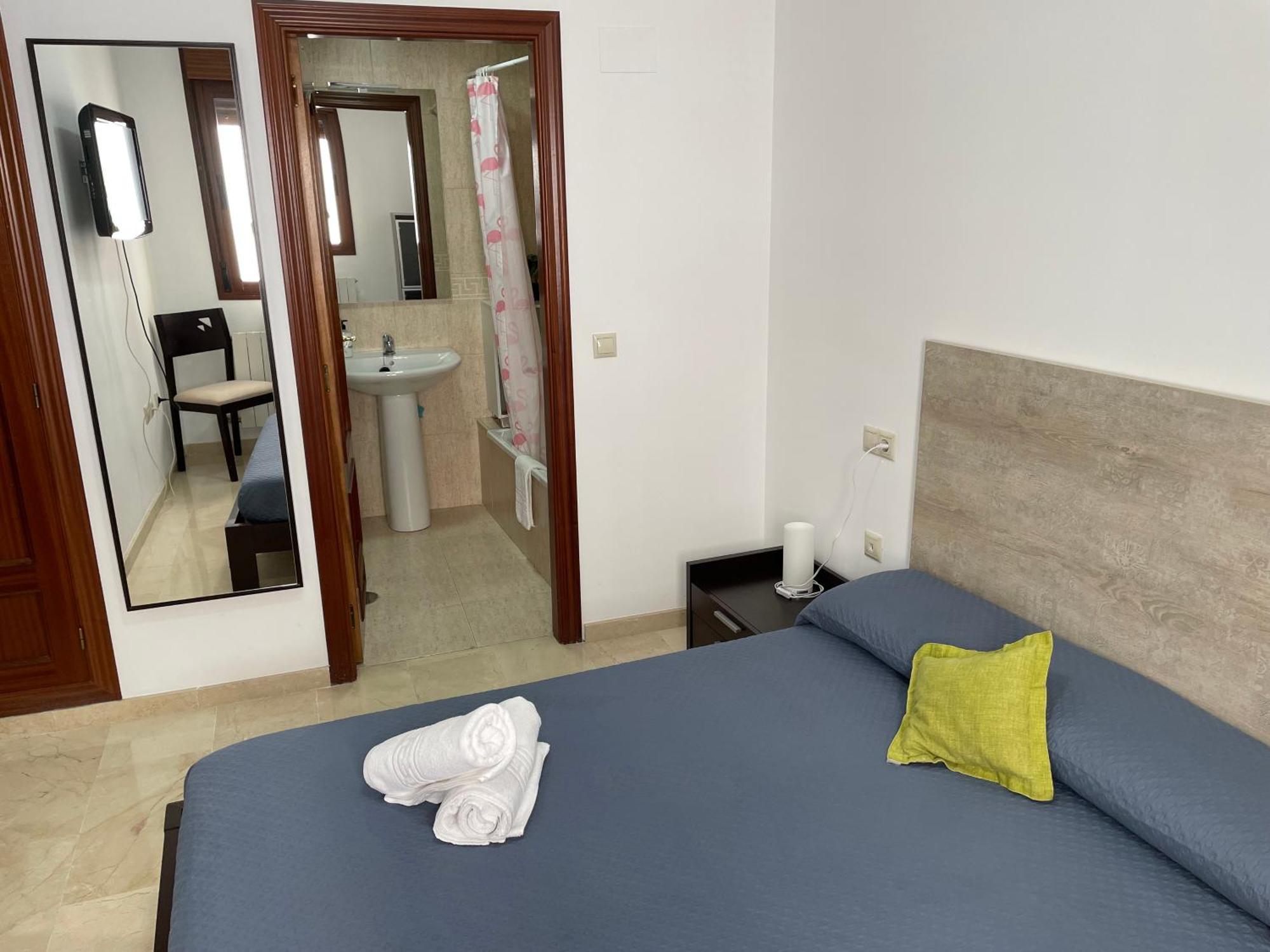 Piso Compartido Delyrent En San Ildefonso Apartamento Jaén Exterior foto
